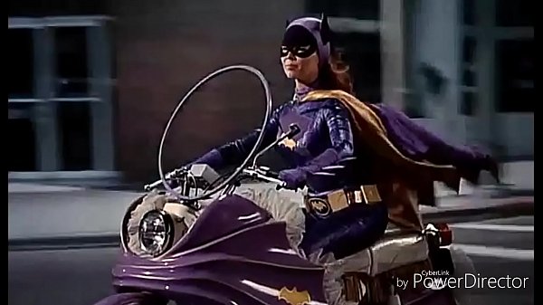 600px x 337px - Vintage Style Batgirl Cosplayer Fucked In Ass and Pussy In ...