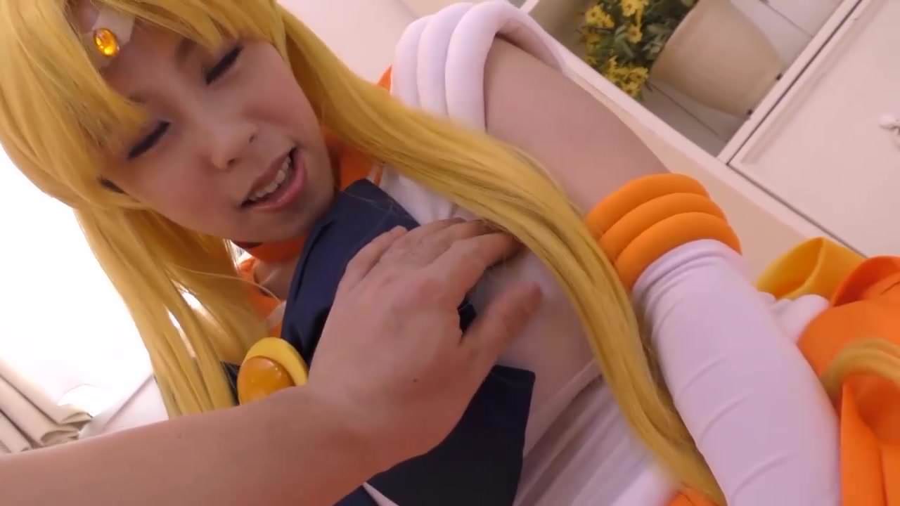 Gorgeous Teen Cosplaying Sailor Venus Giving Hot Sloppy Blowjob