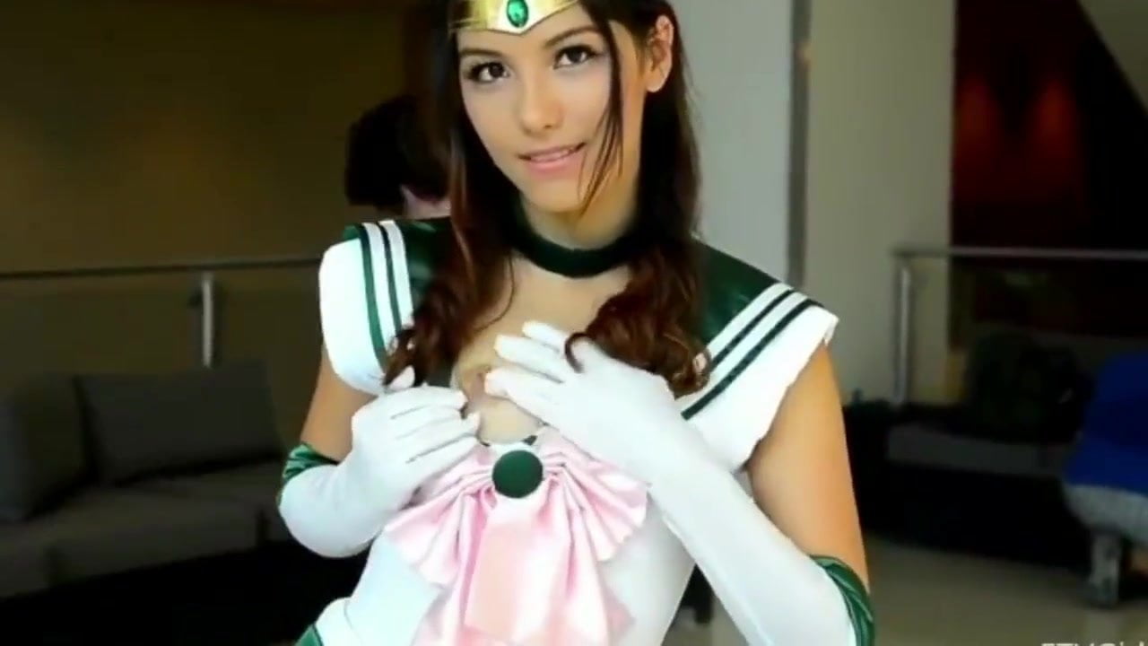 1280px x 720px - Sailor Jupiter Cosplayer squirts everywhere while touching herself -  Cosplay Porn Tube