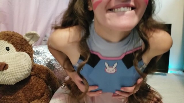 DVa Cosplayer Strips And Fucks Her Pussy With Dildo Cosplay Porn Tube